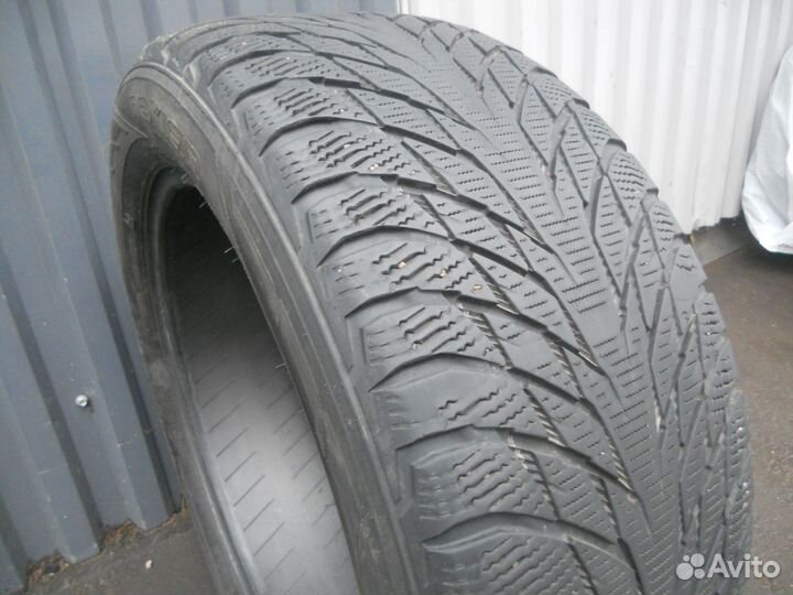 Nokian Tyres Hakkapeliitta R2 245/50 R18 100R