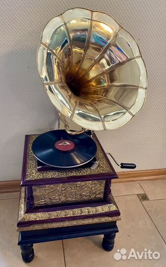 Граммофон His master's voice