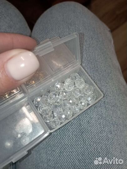 Гранëные бусины для рукоделия