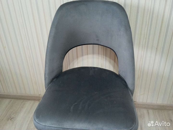 Стул мягкий