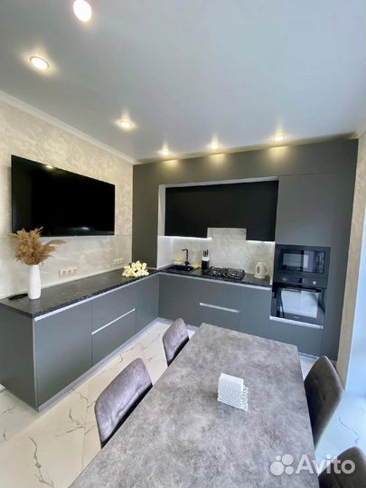 Прямая кухня на заказ. Фабрика в Челябинске