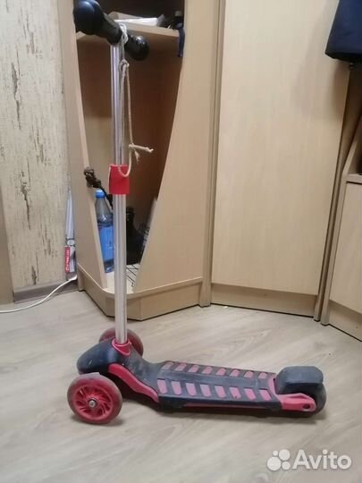 Самокат детский трехколесный