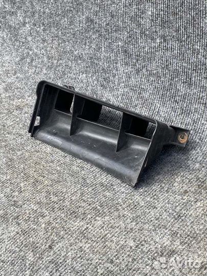 Воздухозаборник Skoda Octavia 2 (A5) 2011