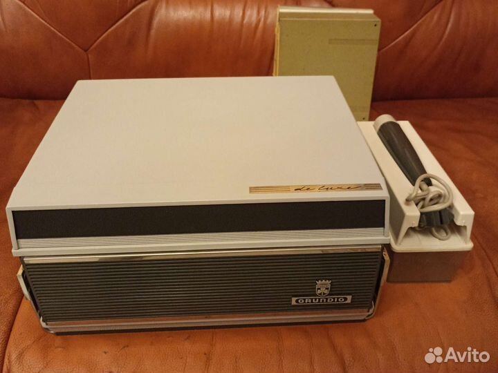 Grundig TK-27 de Luxe