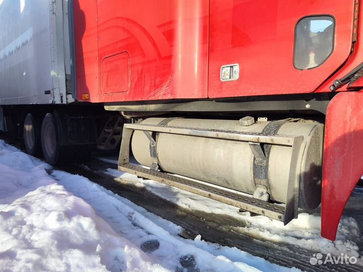 Freightliner Columbia, 2002