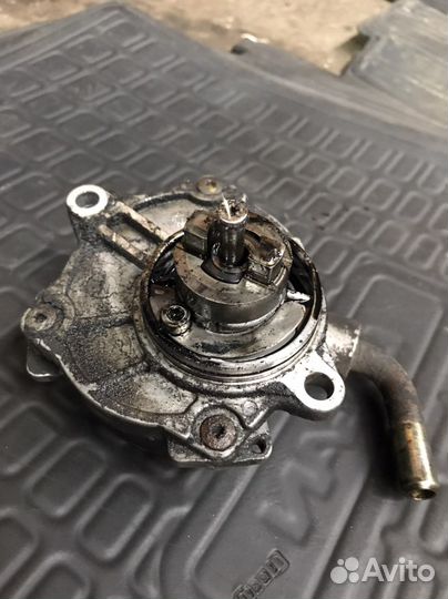 Вакуумный насос Mercedes Sprinter 2.2 CDI