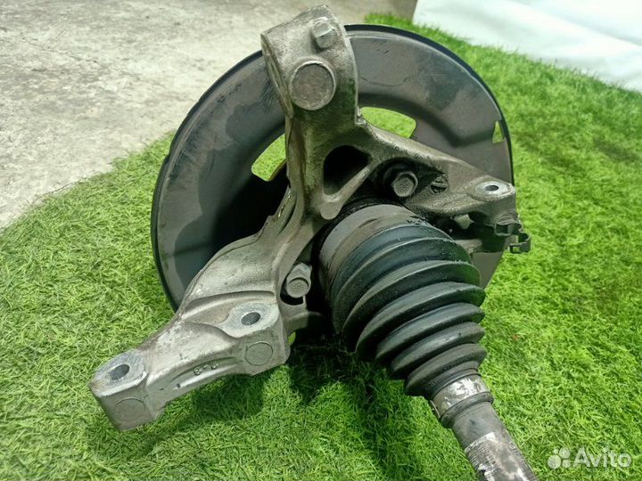 Кулак поворотный передний правый Chevrolet Cruze