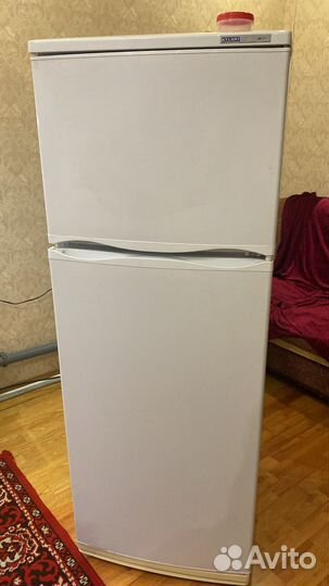 Продаю холодильник бу Атлант