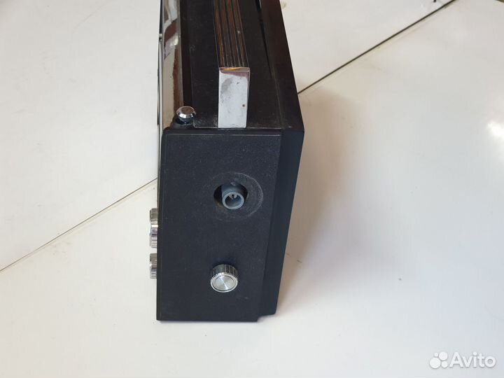 Приемник VEF-206 СССР мангнитола советская экспорт