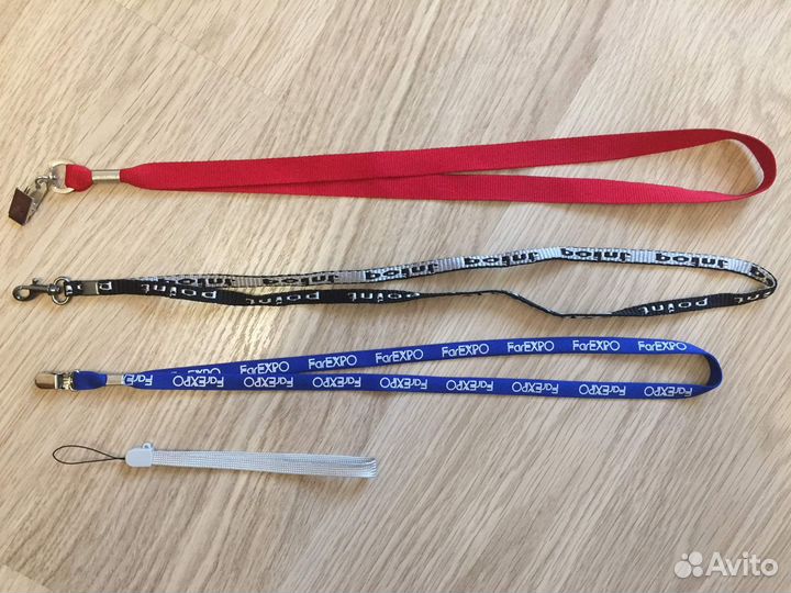 Шнурки для телефонов новые