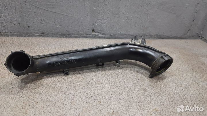 Патрубок интеркулера 1.2 cjza Skoda Octavia A7