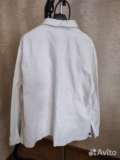 Джинсовая куртка