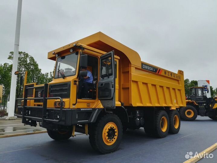 Внедорожный самосвал LiuGong DW105A