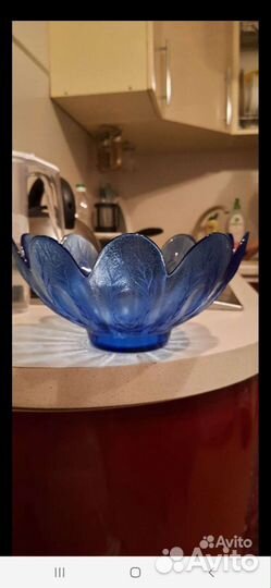 Салатницы и конфетницы из цветного стекла