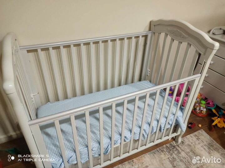 Детская кроватка Gandylyan с матрасом и тумбой