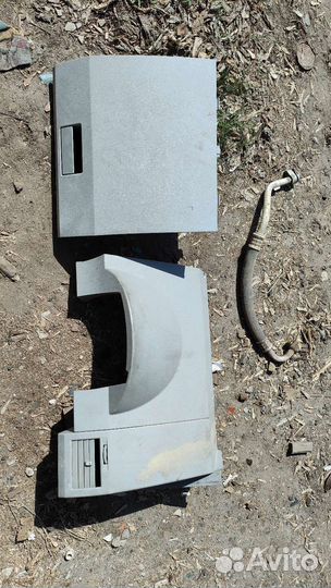 Элементы салона Додж caliber бардачок