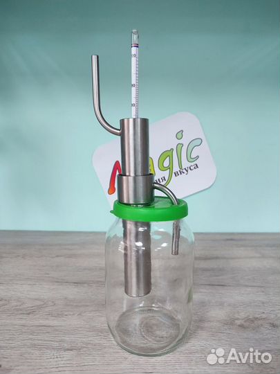 Попугай на банку, крышка пвх