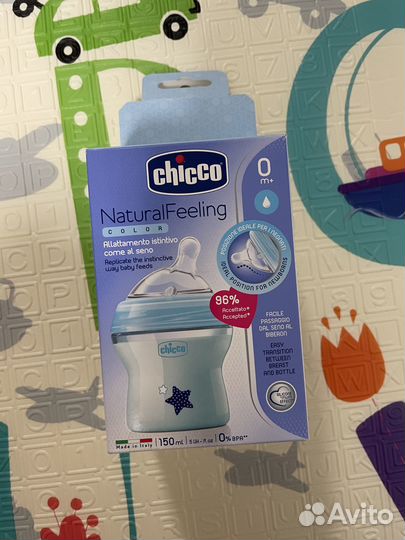 Бутылочки chicco новые 0+ и 6мес +
