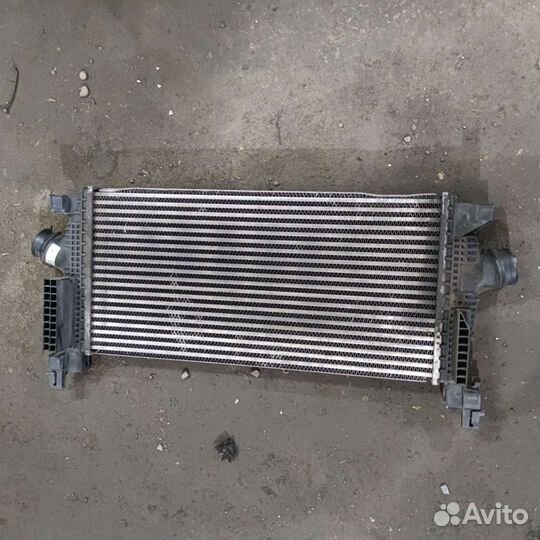 Интеркулер Opel Astra J