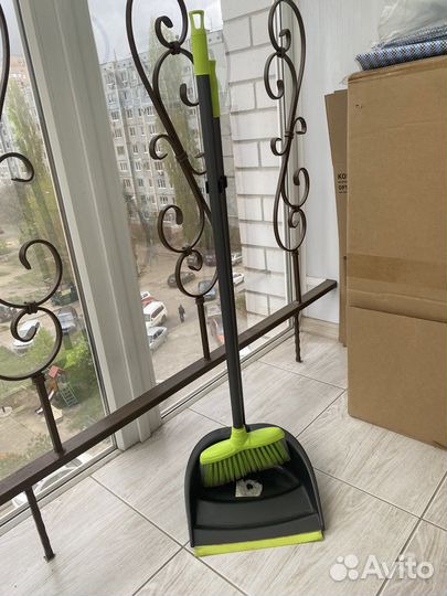 Набор для уборки, веник и совок с длинной ручкой