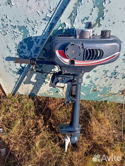 Лодочный мотор 3,5 л.с