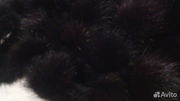 Резинка для волос из норковых шариков