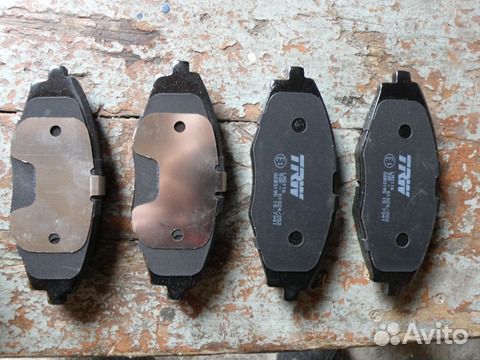 Колодки тормозные передние TRW GDB3195 GDB3195 TRW