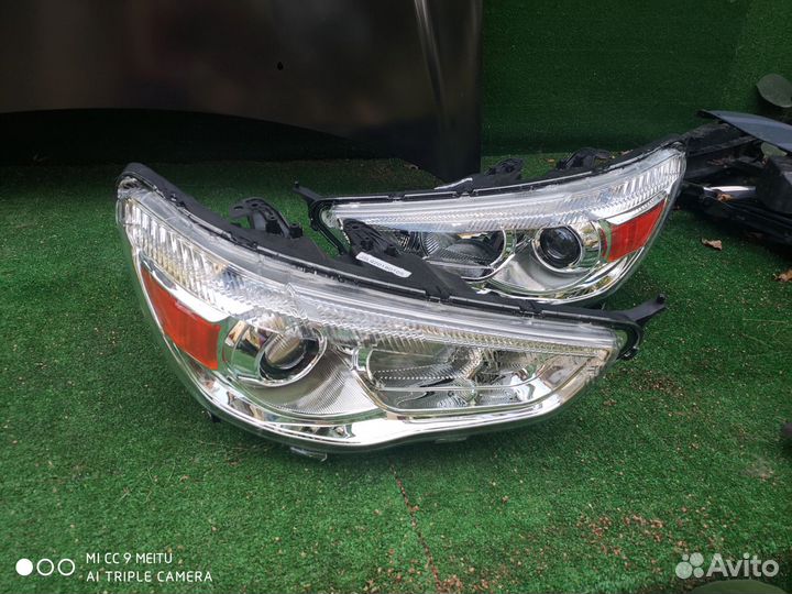 Mitsubishi ASX комплект фар