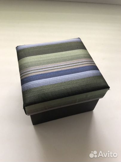 Галстук премиального бренда Амвей