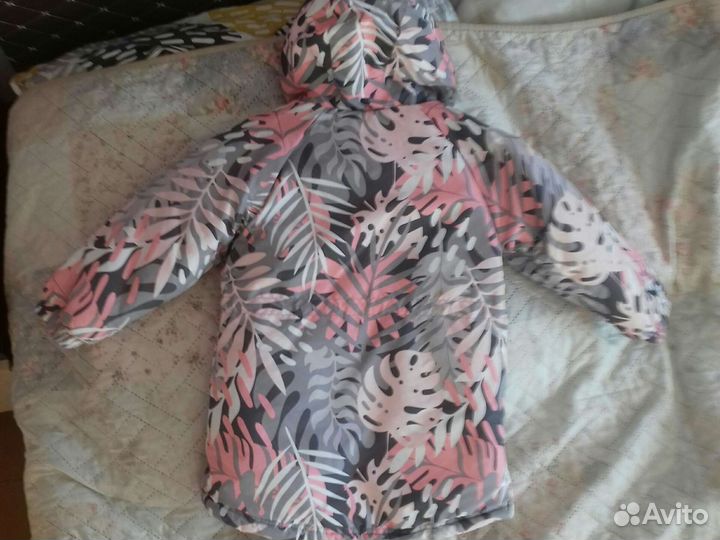 Куртка для девочки 98размер