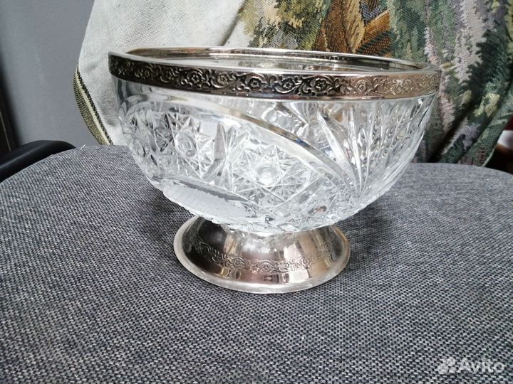 Фруктовница на ножке. Хрусталь, металл, СССР