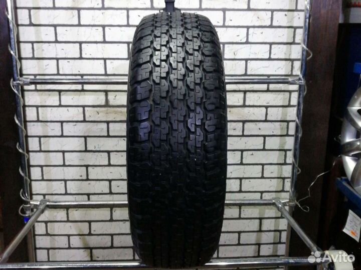 Bridgestone Dueler H/T D689 235/75 R15 105S