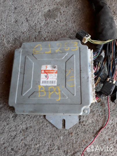 Блок efi комп subaru ej253 bp9 22611AK222