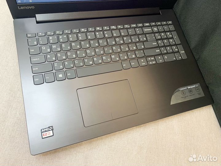 Как новый Ноутбук Lenovo 8GB DDR4 /SSD NEW + Сумка