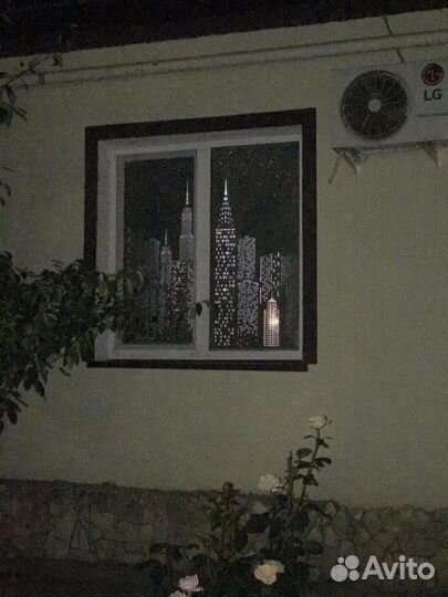 Рулонные шторы с перфорацией Ночной город