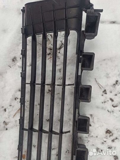 Решетка в бампер Lexus GS IV
