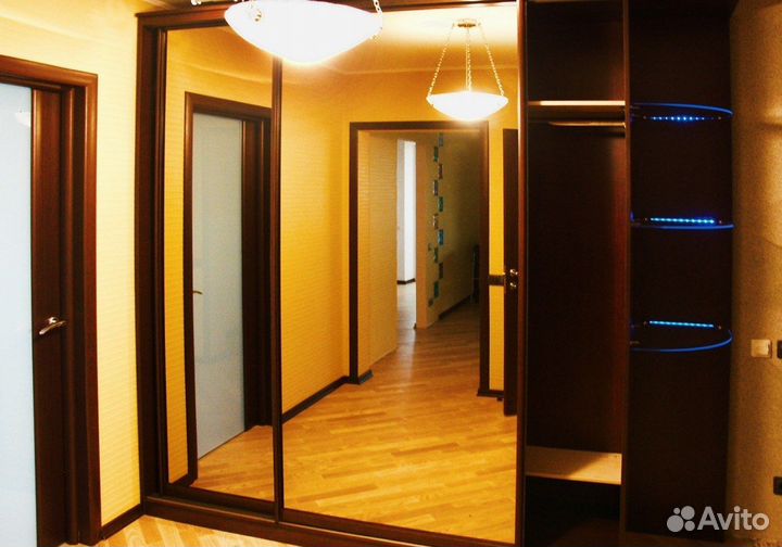 Шкаф в прихожую бесплатная консультация