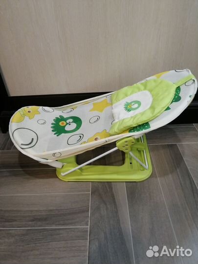 Шезлонг для купания