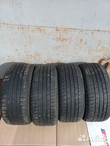 Nokian Tyres Hakka Blue 3 215/45 R16 90V