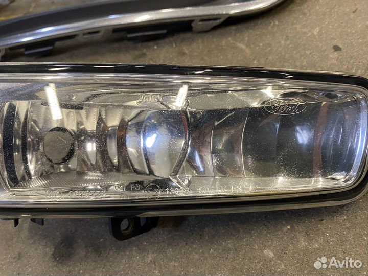 Передние туманки Focus 3 рестайлинг с окантовками