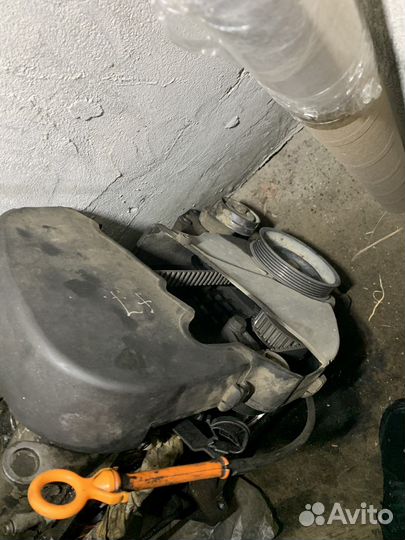 Двигатель Гольф 4 AKQ 1.4 разборка