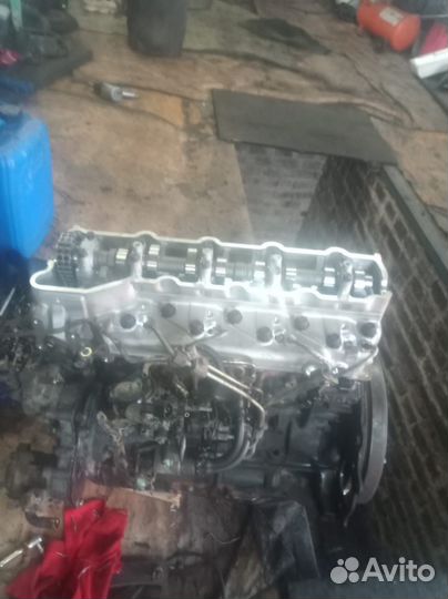 4M40 двигатель в сборе