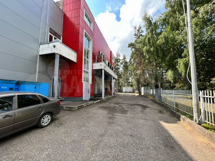 Сдам помещение свободного назначения, 1900 м²