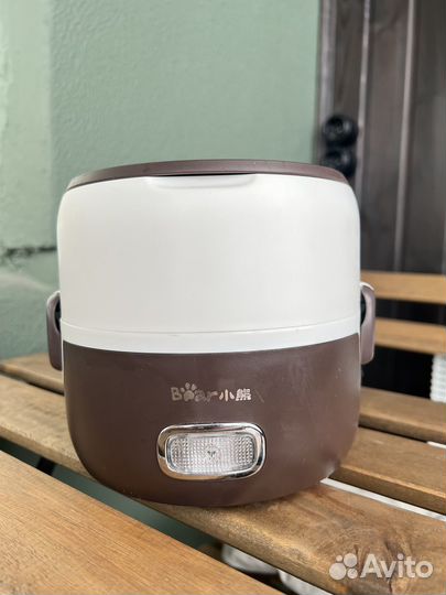 Контейнер для еды с подогревом