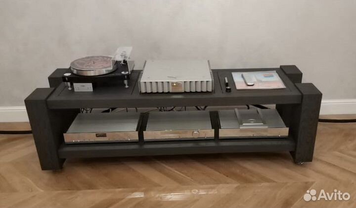 Стойка для Hi End аппаратуры натуральное дерево