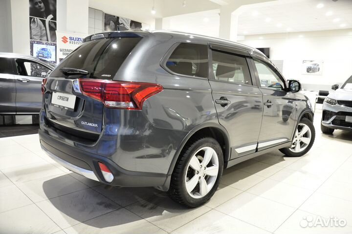 Mitsubishi Outlander 2.0 CVT, 2018, 82 000 км