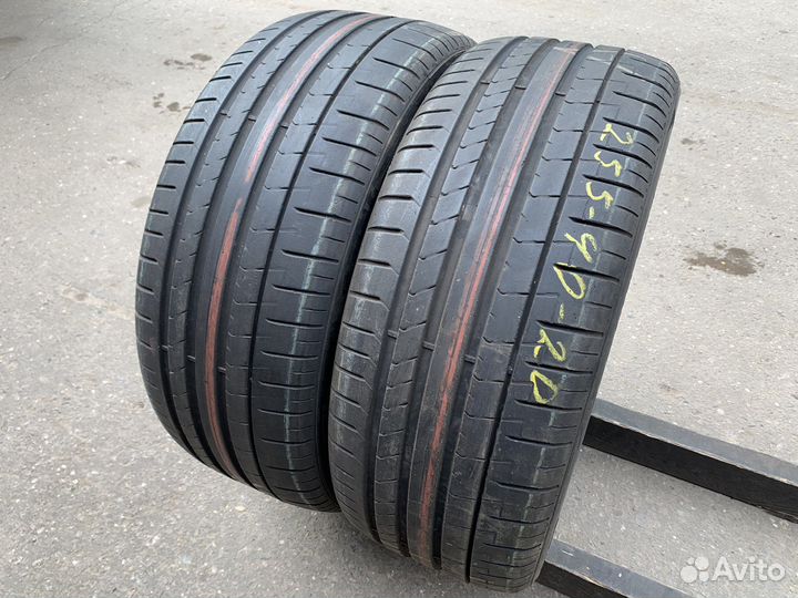 Pirelli P Zero PZ4 255/40 R20