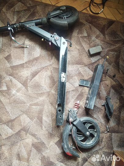Электросамокат на запчасти