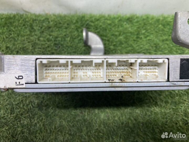 Блок управления двигателем Toyota Prius 1nzfxe