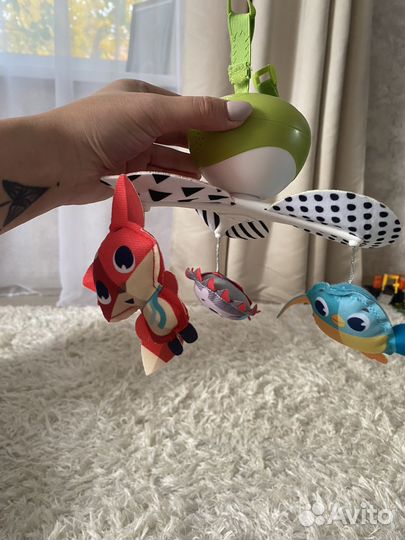 Мобиль в кроватку музыкальный tiny love